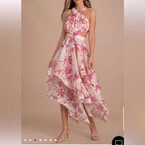LULUS Cut our floral handkerchiefs floral dress! Peach organza!